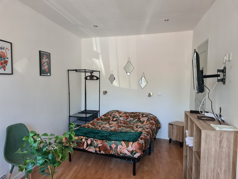 Location meublée Apt (84400)