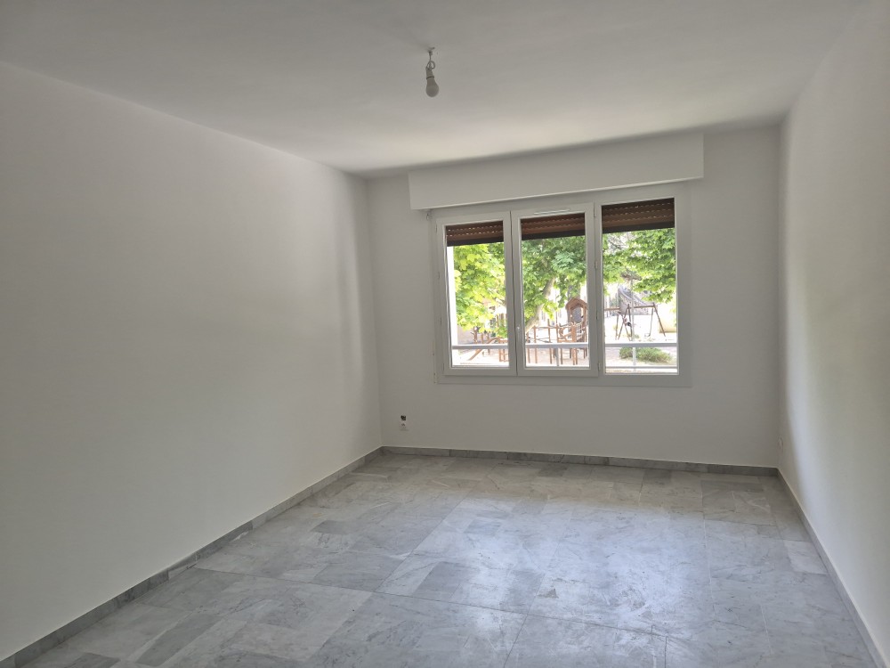 Appartement T3 Apt (84400)