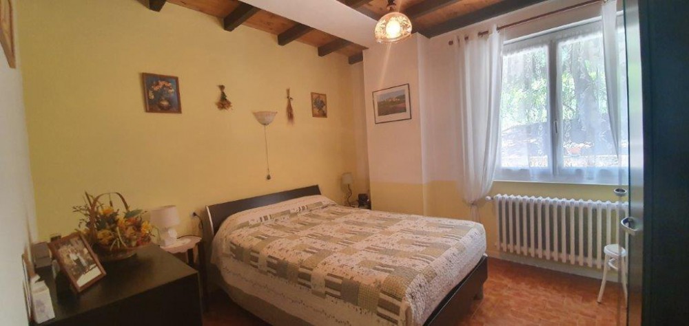 Maison Roussillon (84220)