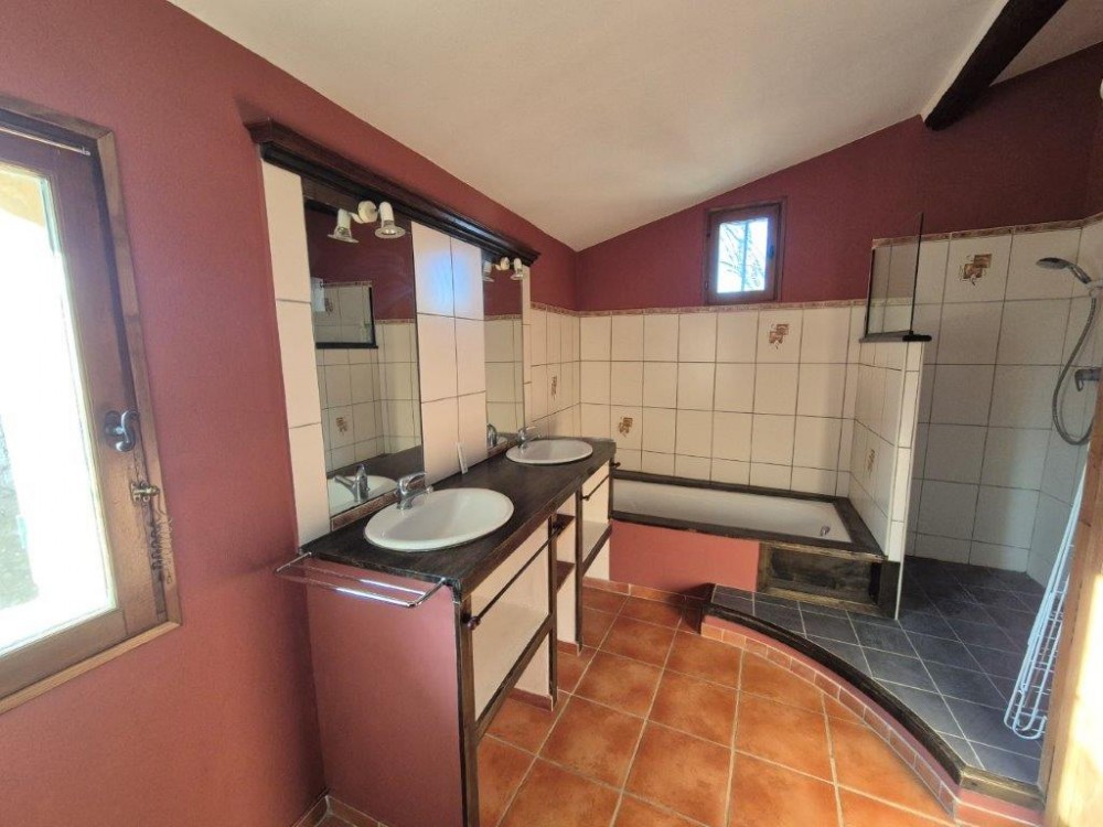 Maison Saint-Saturnin-lès-Apt (84490)