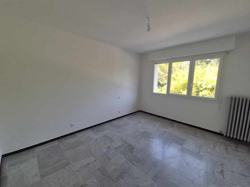 Appartement T3 Apt (84400)